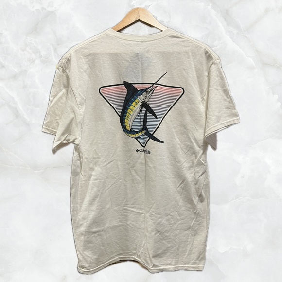 NWT Columbia PFG White Short Sleeve T-Shirt with swordfish graphic in back - Picture 1 of 4